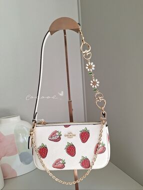 NWT Coach Nolita 19 Leather Shoulder Bag With Strawberry Print CAL25